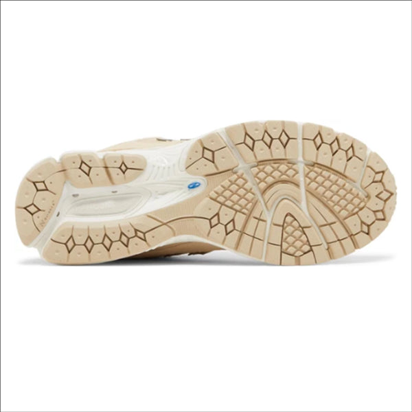 New Balance 2002R Sandstone