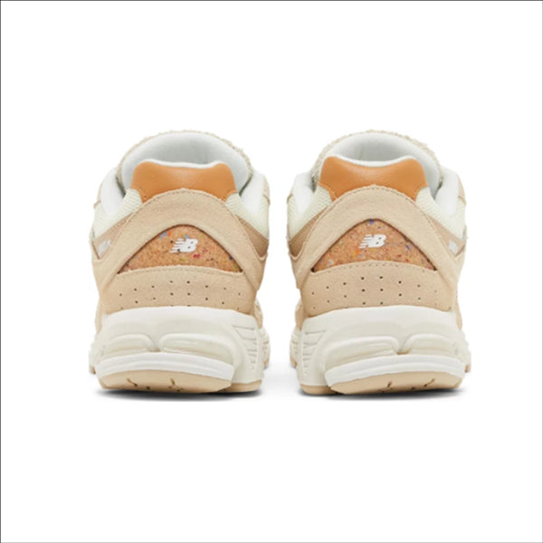 New Balance 2002R Sandstone
