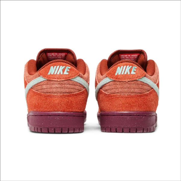 Nike SB Dunk Low Mystic Red Rosewood