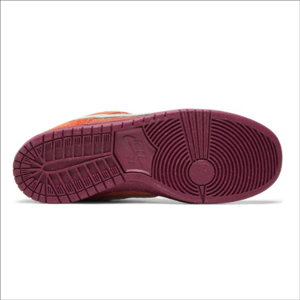 Nike SB Dunk Low Mystic Red Rosewood